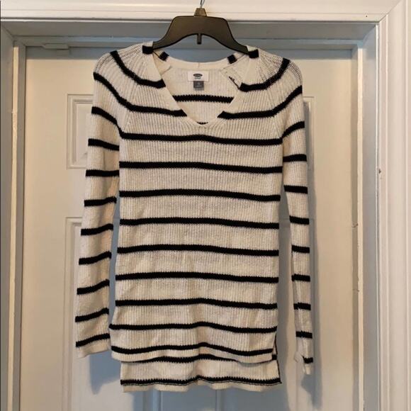 Old Navy Striped V-Neck Sweater - Picture 1 of 6